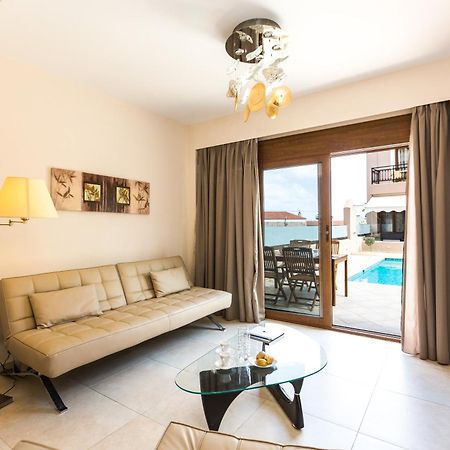 Pantheon Villas&Suites Vlikhádha Camera foto