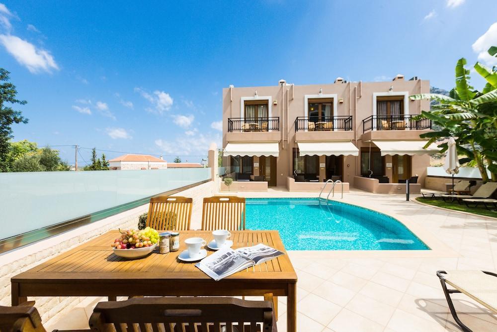 Pantheon Villas&Suites Vlikhádha Esterno foto
