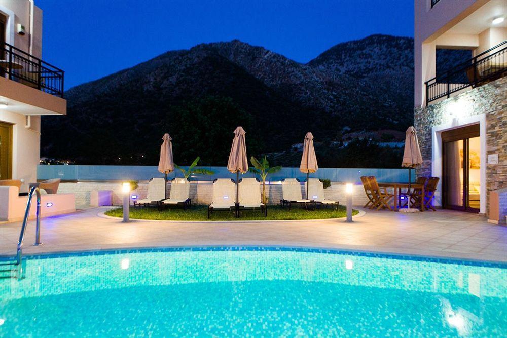 Pantheon Villas&Suites Vlikhádha Esterno foto