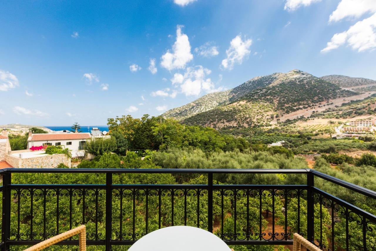 Pantheon Villas&Suites Vlikhádha Esterno foto